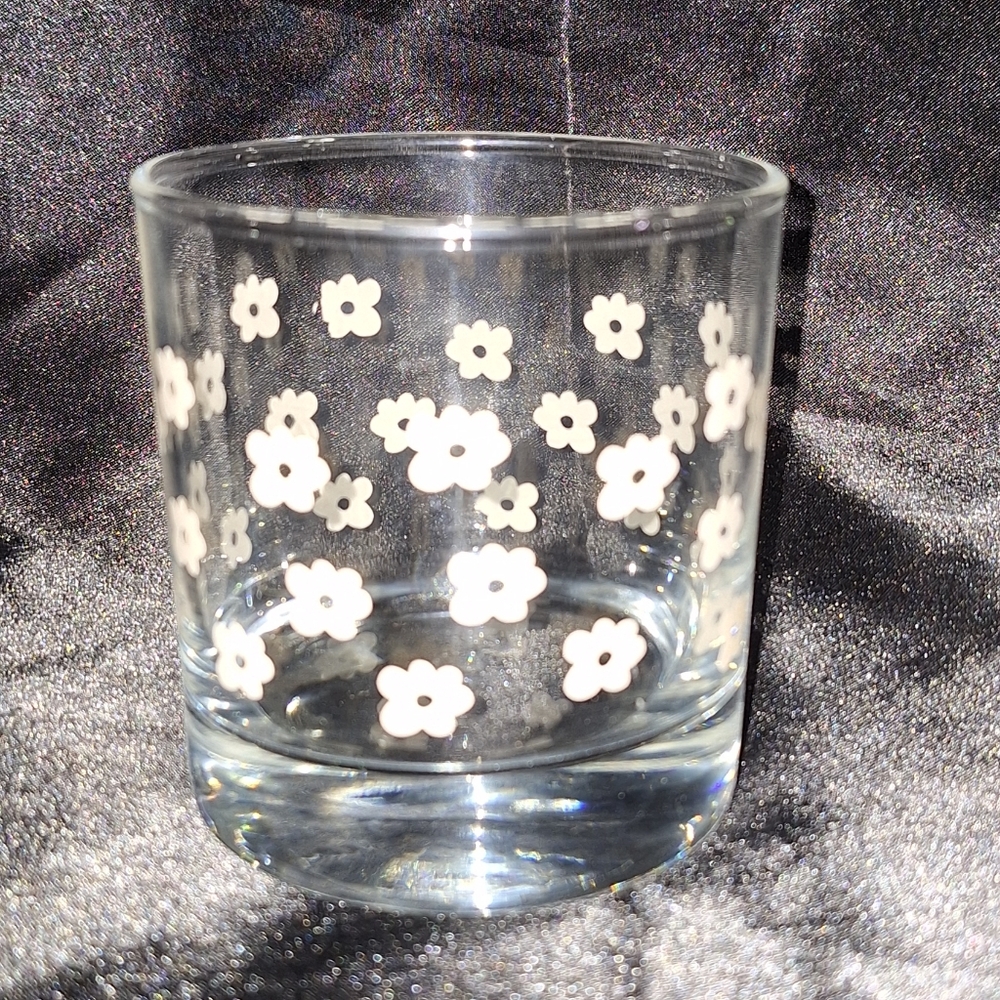 Old Fashion Glass~White Daisies~14 Oz~Tiny Deer Studio~Barware~Tumbler